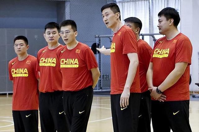 而志玲姐姐反串饰演的河神少年，那种雌雄难辨的绝美更是让人难忘